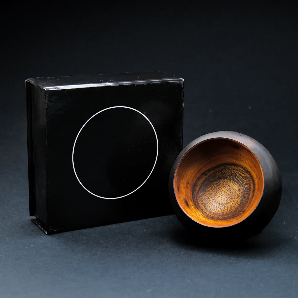 Smoothmix Cannabowl Mini handcrafted mixing bowl with a black packaging box